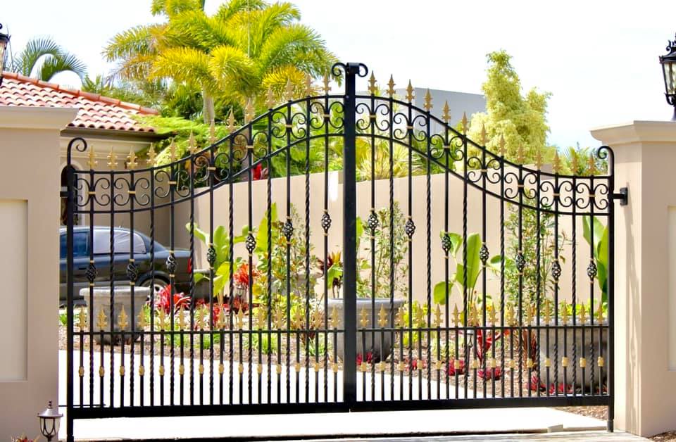 Automatic driveway gates: Enhance Your Property with Gates of Majesty